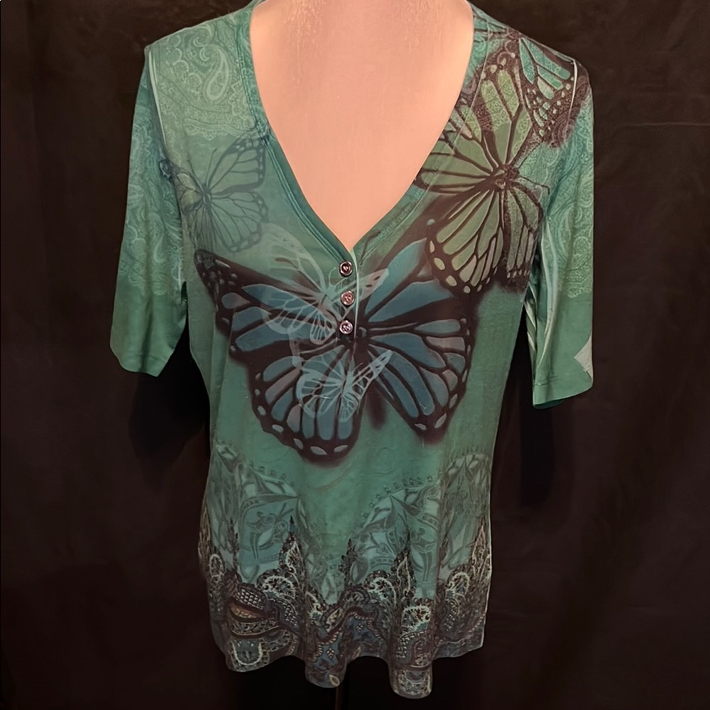 Appropriate Behavior Butterfly Top - Picture 8 of 16